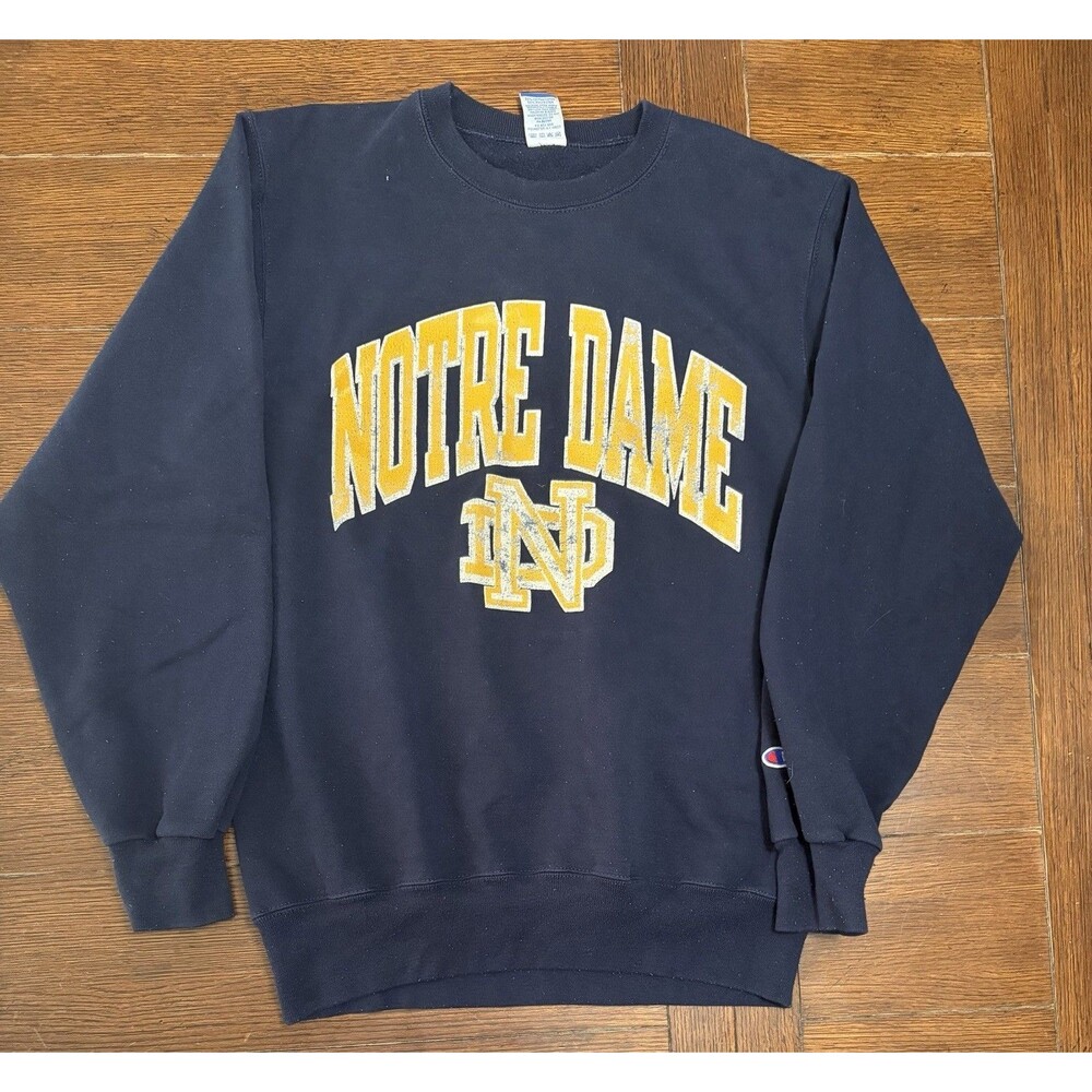 Vintage Notre Dame Fighting Irish Men’s Size L Champion Made In USA Crewneck